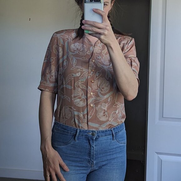 Stunning floral vintage button down shirt, short sleeve, Jouve, size 8 US - Picture 5 of 14